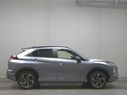 Grau Gebraucht 2023 Mitsubishi Eclipse Cross Plus SUV | 19.480 € (Superpreis)