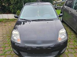 Schwarz Gebraucht 2007 Ford Fiesta Kleinwagen | 2.800 € (Etwas zu teuer)