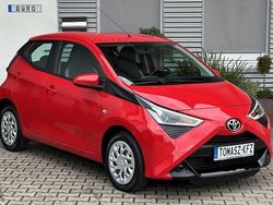 Rot Gebraucht 2020 Toyota Aygo X-play Kleinwagen | 8.495 € (Fairer Preis)