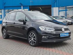 Schwarz Gebraucht 2018 VW Golf Sportsvan Join Van / Kleinbus | 20.990 € (Fairer Preis)
