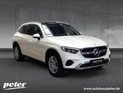 Manufaktur diamantweiß bright Gebraucht 2023 Mercedes GLC220 Avantgarde SUV | 48.910 € (Guter Preis)
