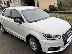 Weiß Gebraucht 2018 Audi A1 Sportback Kleinwagen | 12.400 € (Guter Preis)
