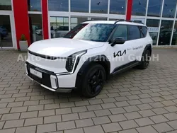 Snow white pearl met. (swp) Gebraucht 2024 Kia EV9 2 SUV | 65.780 € (Fairer Preis)