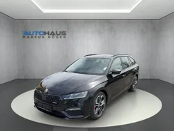 Graphitegrau metallic Neu 2024 Skoda Octavia RS Kombi | 42.250 € (Fairer Preis)