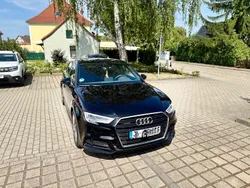 Schwarz Gebraucht 2019 Audi A3 Sportback Sport Limousine | 22.250 € (Fairer Preis)