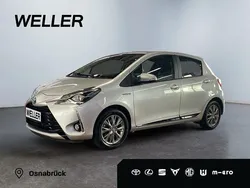 Silber Gebraucht 2017 Toyota Yaris Hybrid Comfort Kleinwagen | 15.490 € (Fairer Preis)
