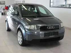 Grau Gebraucht 2002 Audi A2 Kleinwagen | 3.900 € (Fairer Preis)