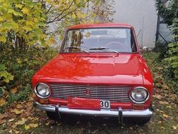 Rot Gebraucht 1975 Lada 2101 Limousine | 3.400 €