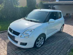 Weiß Gebraucht 2009 Suzuki Swift Kleinwagen | 3.300 € (Fairer Preis)