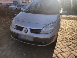 Silber Gebraucht 2006 Renault Mégane GrandTour Kombi | 2.300 € (Etwas zu teuer)
