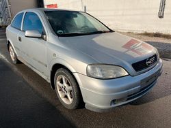 Silber Gebraucht 2000 Opel Astra Coupé | 890 € (Guter Preis)