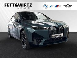 Blau Gebraucht 2024 BMW iX Sport Line SUV | 73.400 € (Etwas zu teuer)