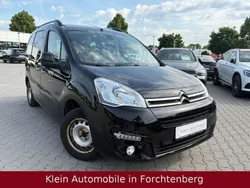 Schwarz Gebraucht 2016 Citroën Berlingo Van / Kleinbus | 7.980 € (Fairer Preis)