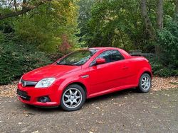 Rot Gebraucht 2007 Opel Tigra Cabrio | 1.650 € (Guter Preis)