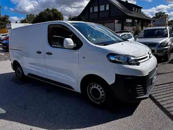 Weiß Gebraucht 2016 Citroën Jumpy Business Class Van / Kleinbus | 10.000 € (Fairer Preis)
