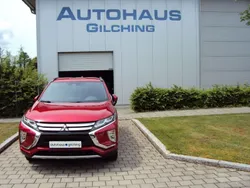 Dynamik rot (d) Gebraucht 2020 Mitsubishi Eclipse Cross Diamant Edition SUV | 21.900 € (Fairer Preis)