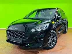 Schwarz obsidianschwarz metallic Gebraucht 2021 Ford Kuga ST-Line SUV | 19.390 € (Etwas zu teuer)