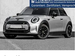 Grau Gebraucht 2023 Mini Cooper SE Classic Kleinwagen | 21.490 € (Guter Preis)