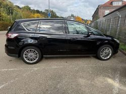 Schwarz Gebraucht 2017 Ford S-MAX Titanium Van / Kleinbus | 14.950 € (Guter Preis)