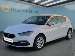 Weiß Gebraucht 2022 Seat Leon Kleinwagen | 20.699 € (Etwas zu teuer)
