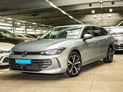 Andere farbe Gebraucht 2024 VW Passat Business Kombi | 36.930 €