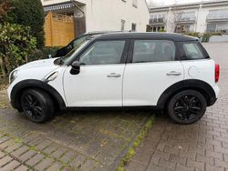 Weiß Gebraucht 2014 Mini Cooper Countryman SUV | 8.200 € (Guter Preis)