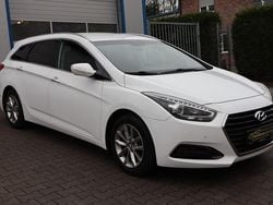 Weiß Gebraucht 2017 Hyundai i40 Trend Kombi | 9.990 € (Guter Preis)