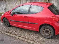 Rot Gebraucht 2008 Peugeot 207 Urban Move Kleinwagen | 350 € (Superpreis)