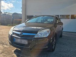 Schwarz Gebraucht 2009 Opel Astra Edition Kombi | 1.499 € (Fairer Preis)
