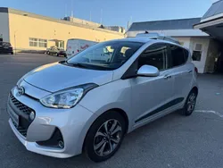 Silber Gebraucht 2017 Hyundai i10 Style Kleinwagen | 6.890 € (Fairer Preis)