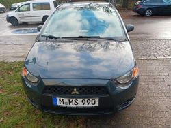 Grau Gebraucht 2011 Mitsubishi Colt Limousine | 5.500 € (Etwas zu teuer)