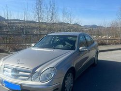 Silber Gebraucht 2003 Mercedes E240 Elegance Limousine | 2.350 € (Guter Preis)
