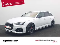 Gletscherweiß metallic Gebraucht 2024 Audi RS4 Ambiente Kombi | 98.980 €