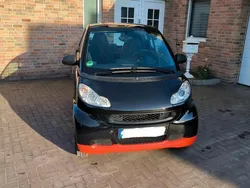 Schwarz Gebraucht 2011 Smart ForTwo Coupé Kleinwagen | 3.900 €