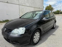 Schwarz Gebraucht 2005 VW Golf V Kleinwagen | 3.999 € (Fairer Preis)