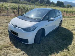 Weiß Gebraucht 2020 VW ID.3 Pro Performance Kleinwagen | 19.800 € (Etwas zu teuer)