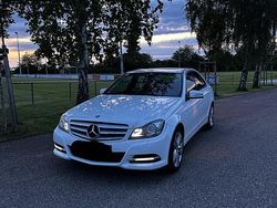 Weiß Gebraucht 2013 Mercedes C200 Avantgarde Limousine | 13.499 € (Etwas zu teuer)