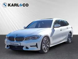 Weiss Gebraucht 2020 BMW 320 Luxury Line Kombi | 29.998 € (Etwas zu teuer)