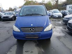 Blau Gebraucht 2004 Mercedes Viano Van / Kleinbus | 4.950 € (Guter Preis)