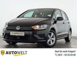 Schwarz Gebraucht 2015 VW Golf Sportsvan Comfortline Van / Kleinbus | 12.960 € (Fairer Preis)
