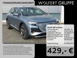 Geysirblau metallic Gebraucht 2022 Audi Q4 e-tron Ambiente SUV | 36.480 € (Fairer Preis)