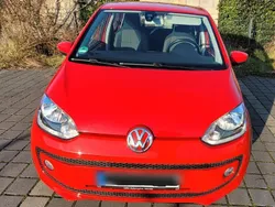 Rot Gebraucht 2016 VW up! move up! Kleinwagen | 8.200 € (Guter Preis)