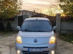 Silber Gebraucht 2011 Renault Kangoo Van / Kleinbus | 8.400 €