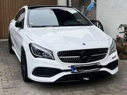 Weiß Gebraucht 2018 Mercedes CLA250 AMG Limousine | 31.500 €