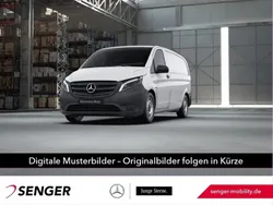 Weiß Gebraucht 2021 Mercedes Vito Van / Kleinbus | 23.503 € (Fairer Preis)