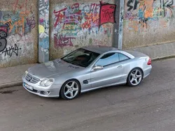 Silber Gebraucht 2002 Mercedes SL500 Cabrio | 23.000 €