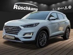 Polar white / sol Gebraucht 2019 Hyundai Tucson Style SUV | 15.480 € (Fairer Preis)