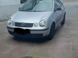Silber Gebraucht 2004 VW Polo Kleinwagen | 1.499 € (Fairer Preis)