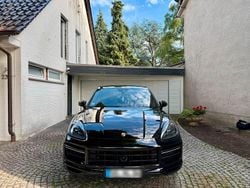 Schwarz Gebraucht 2020 Porsche Cayenne Turbo SUV | 94.950 €