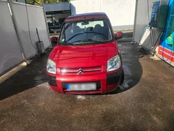 Rot Gebraucht 2004 Citroën Berlingo Van / Kleinbus | 1.750 €